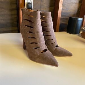 Purple Steve Madden pumps